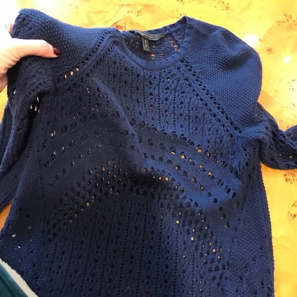 BCBG Maxazria GORGEOUS sweater Navy Size XXS - Picture 4 of 6